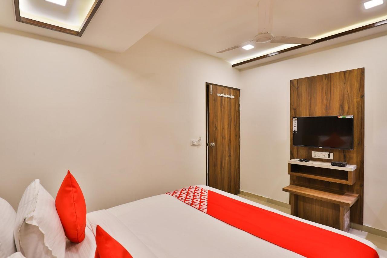 Oyo 24950 Hotel Shree Balaji Residency Ахмедабад Екстер'єр фото